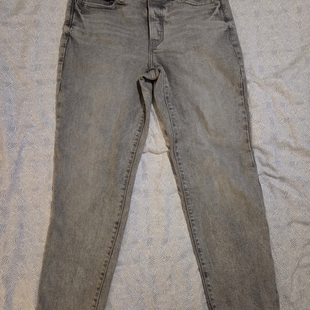 Old Navy Women's Light Gray Straight Leg Jeans Size 8